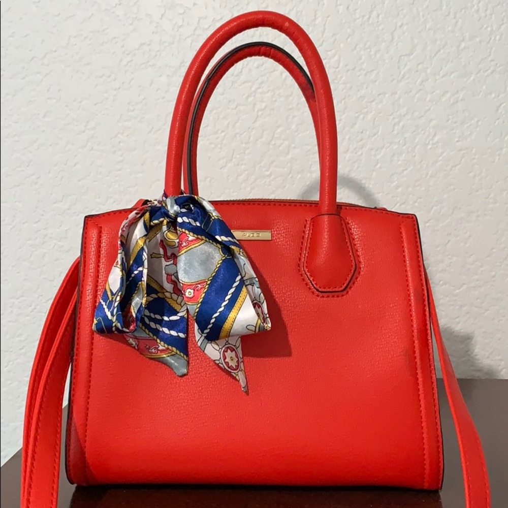 Women’s purse
